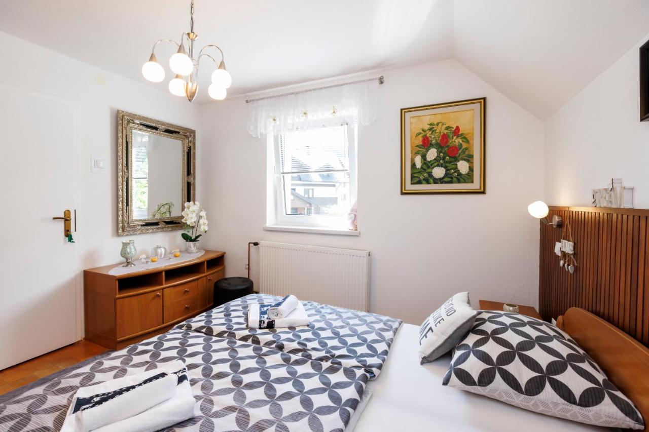 Apartment Wolf Bohinj ภายนอก รูปภาพ