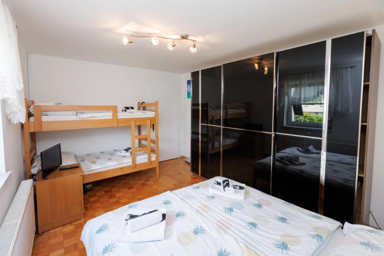 Apartment Wolf Bohinj ภายนอก รูปภาพ