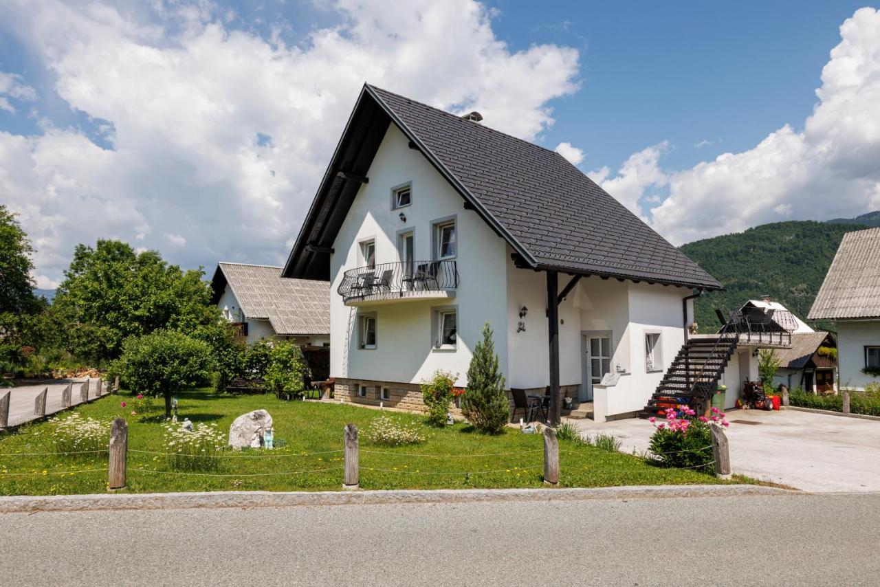 Apartment Wolf Bohinj ภายนอก รูปภาพ